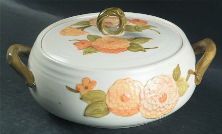 Sculptured Zinnia Round Covered Vegetable