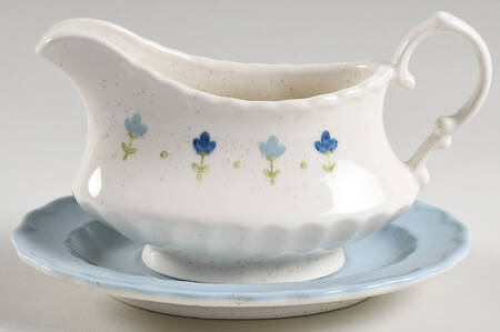 True Blue Gravy Boat & Underplate
