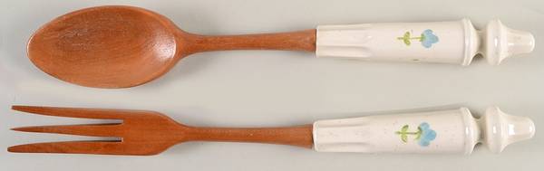 True Blue 2-Piece Wood/Ceramic Salad Set