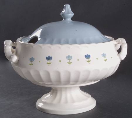 True Blue Oval Tureen & Lid