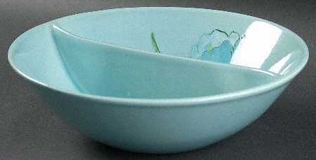 Tulips 9" Round Divided Vegetable Bowl