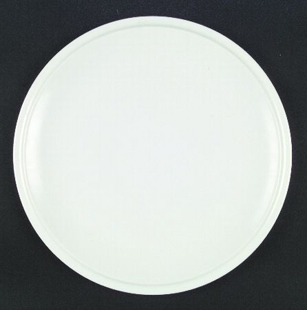 Ultra California Ivory (Gardenia) 12" Chop Plate (Round Platter)