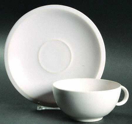 Ultra California Ivory (Gardenia) Flat Cup & Saucer Set