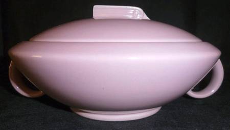Ultra California Pink (Carnation) Round Covered Vegetable
