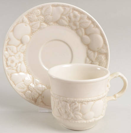 Vernon Antiqua Flat Cup & Saucer Set