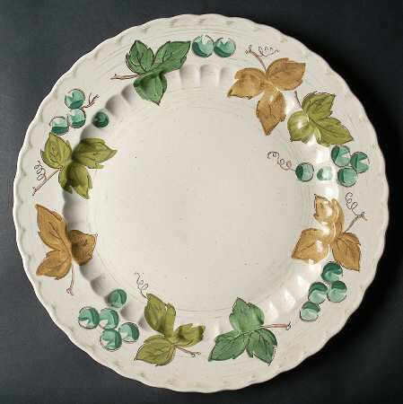 Vineyard 14" Chop Plate (Round Platter)