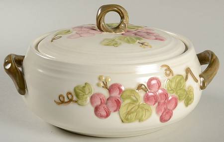 Vintage Pink Large Round Covered Vegetable