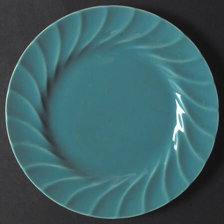 Yorkshire Turquoise (Glossy) by Metlox - Poppytrail - Vernon