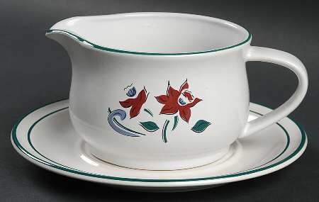 Touch of Elegance Gravy Boat & Underplate