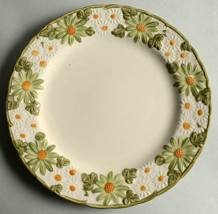 Mayfield 12" Chop Plate (Round Platter)