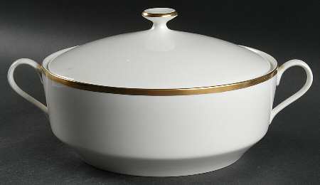 24 Karat Round Covered Vegetable