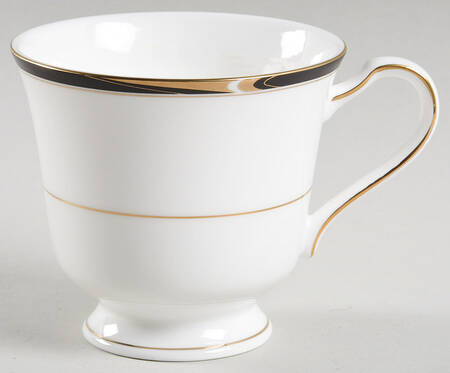 Academy Footed Cup