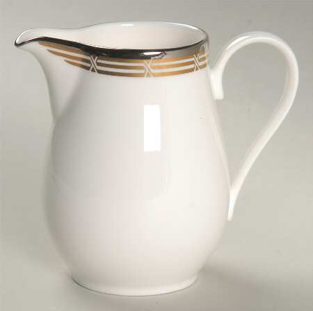 Accent Gold Creamer
