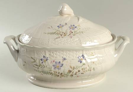 Adeline Oval Tureen & Lid