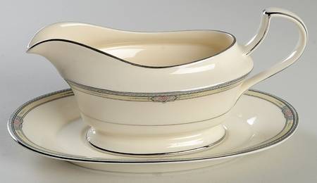 Afton Gravy Boat & Underplate