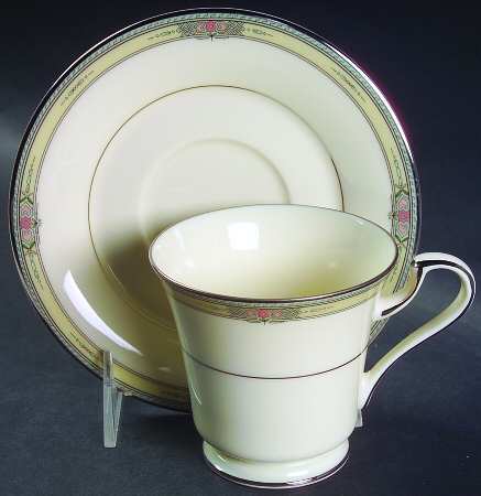 Afton Footed Cup & Saucer Set
