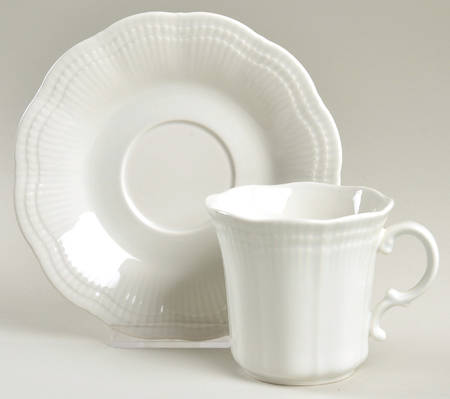 Allura White Flat Cup & Saucer Set
