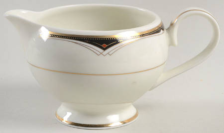 Ambassador Black Creamer