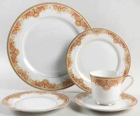 Amherst 5 Piece Place Setting