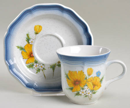 Amy Flat Cup & Saucer Set
