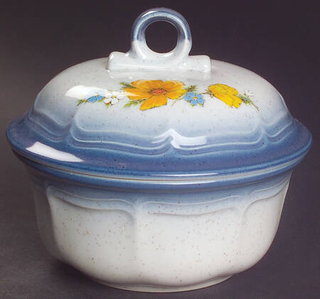 Amy Individual Casserole & Lid