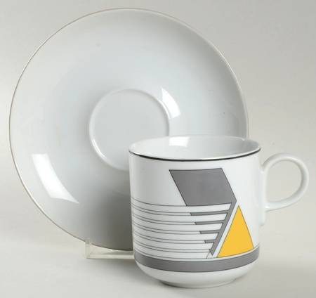 Angles Flat Cup & Saucer Set