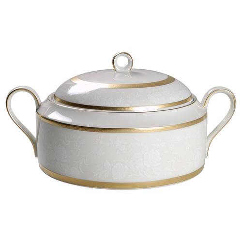 Antique Lace 2.5 Qt Round Covered Casserole
