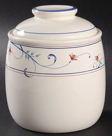 Annette Medium Canister & Lid by Mikasa
