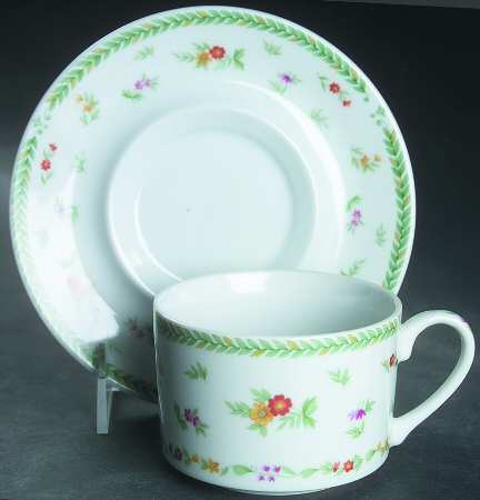 Flat Cup & Saucer Set
