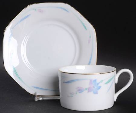 Antares Flat Cup & Saucer Set