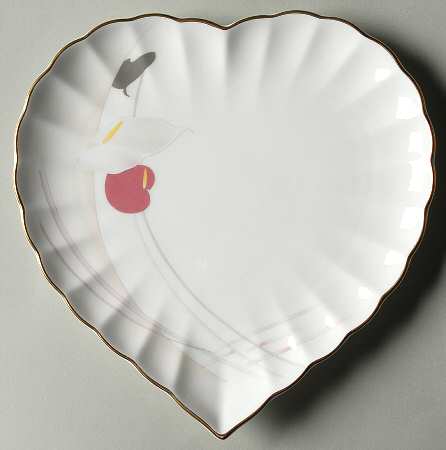 Anthurium 7" Heart Plate