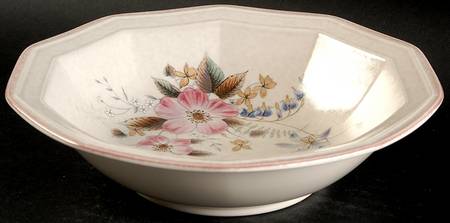 April Glory Rim Soup Bowl
