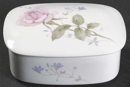 April Rose Oblong Box & Lid