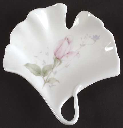 April Rose Ginkgo Leaf Dish