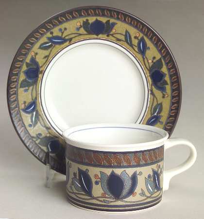 Arabella Flat Cup & Saucer Set