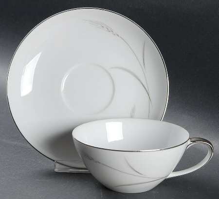 Aries Flat Cup & Saucer Set