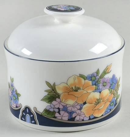 Ariel Sugar Bowl & Lid