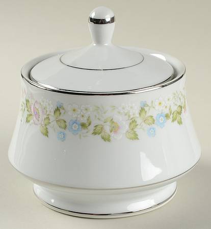 Arpege Sugar Bowl & Lid