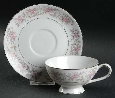 Arpege Footed Cup & Saucer Set