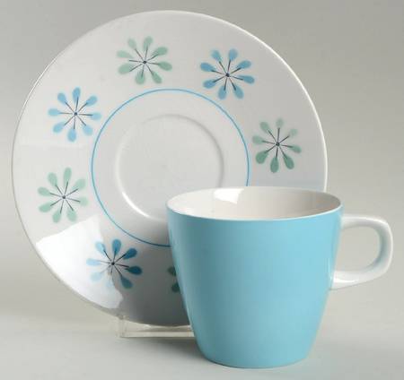 Asterisk Flat Cup & Saucer Set