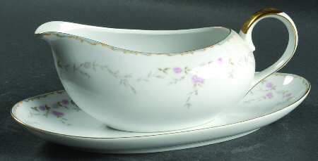 Atwood Gravy Boat & Underplate