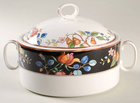 Autumn Elegance Round Covered Vegetable