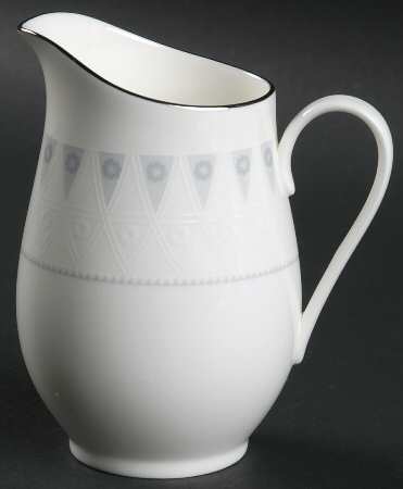 Aurora Creamer