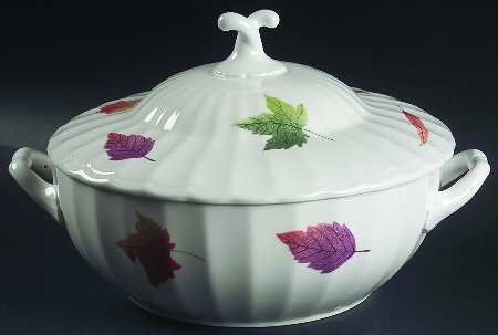 Autumn Revue 2 Qt Round Covered Casserole