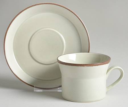 Avitra Flat Cup & Saucer Set