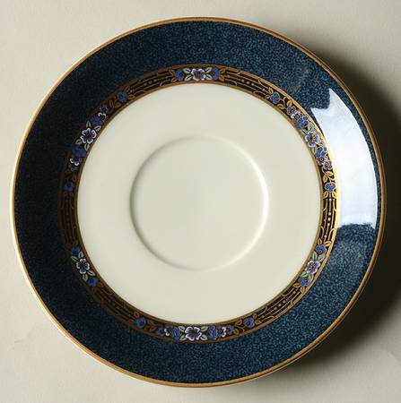 Baroness Saucer