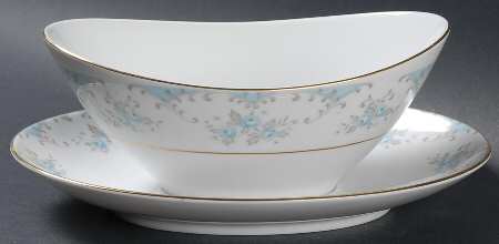 Barton Gravy Boat with Attached Underplate