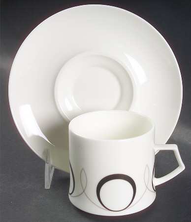 Basonge Flat Cup & Saucer Set