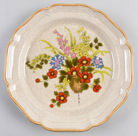 A Basket of Wildflowers Dinner Plate
