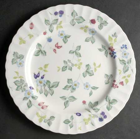 Berry Festival 12" Chop Plate (Round Platter)